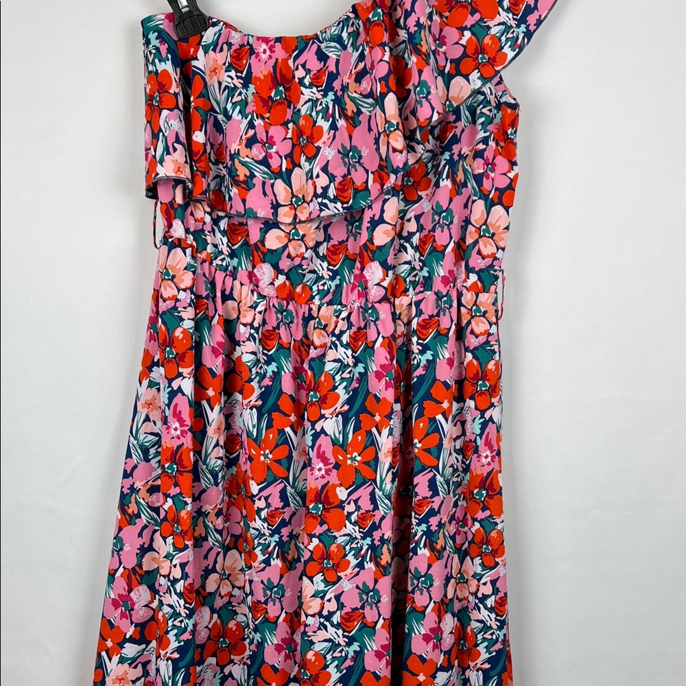 Vibrant Floral One-Shoulder‎ Dress - Picture 2 of 10
